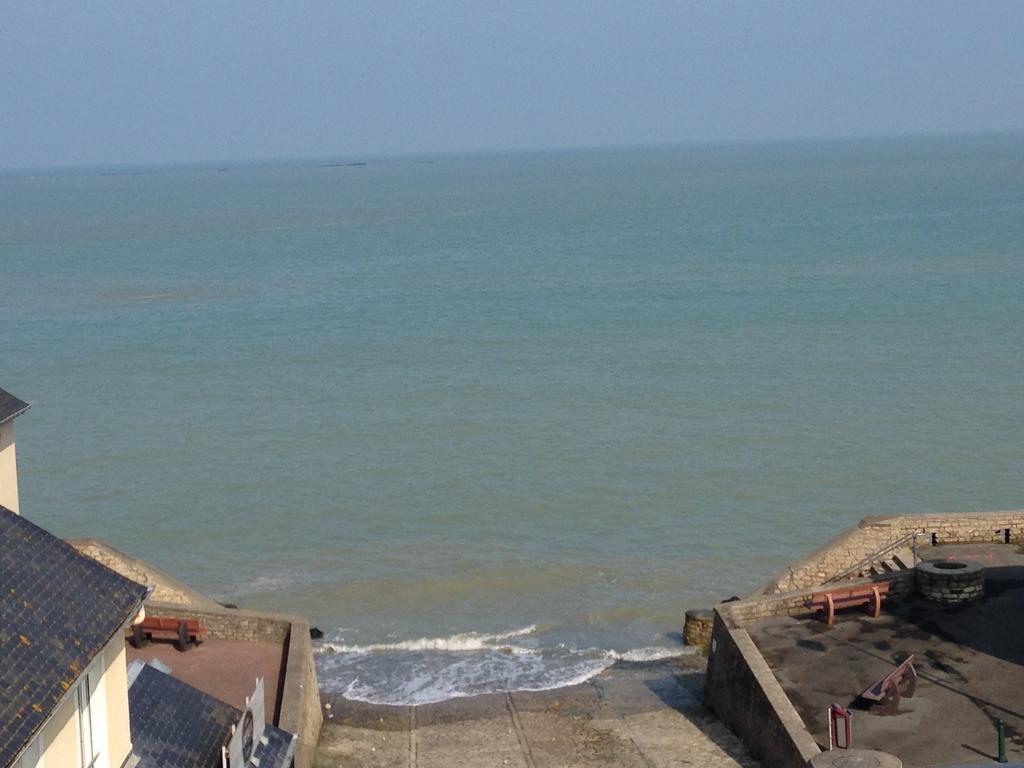 La Maison Du 6 Arromanches-les-Bains Exteriör bild
